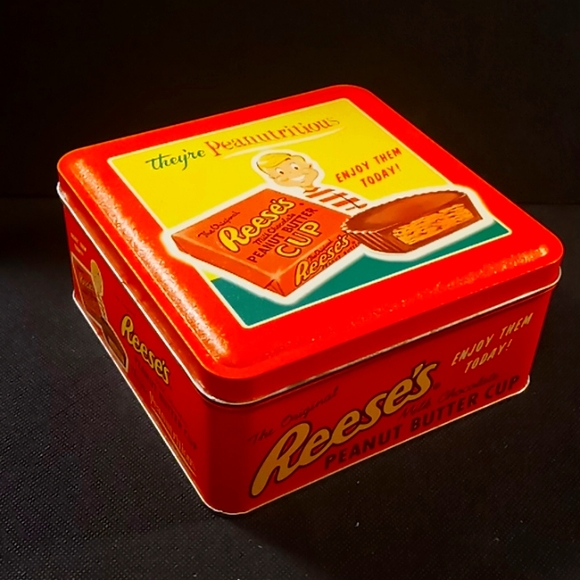 Vintage 1997 Hershey's Millennium Series Canister #3 "Peanutricious Tin" - Picture 1 of 11